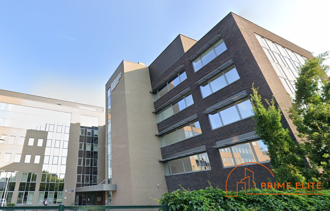 Komercyjny na wynajem