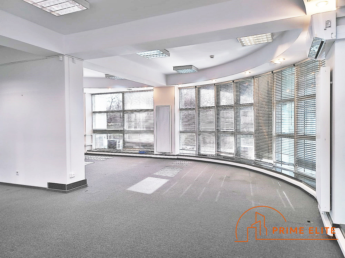 Komercyjny na wynajem