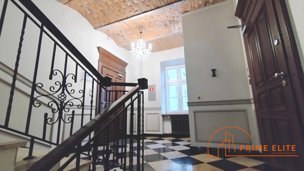 Komercyjny na wynajem