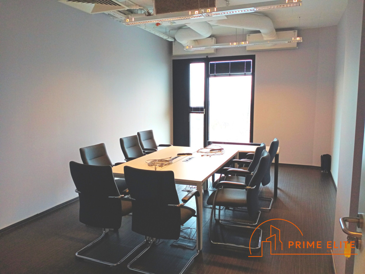 Komercyjny na wynajem