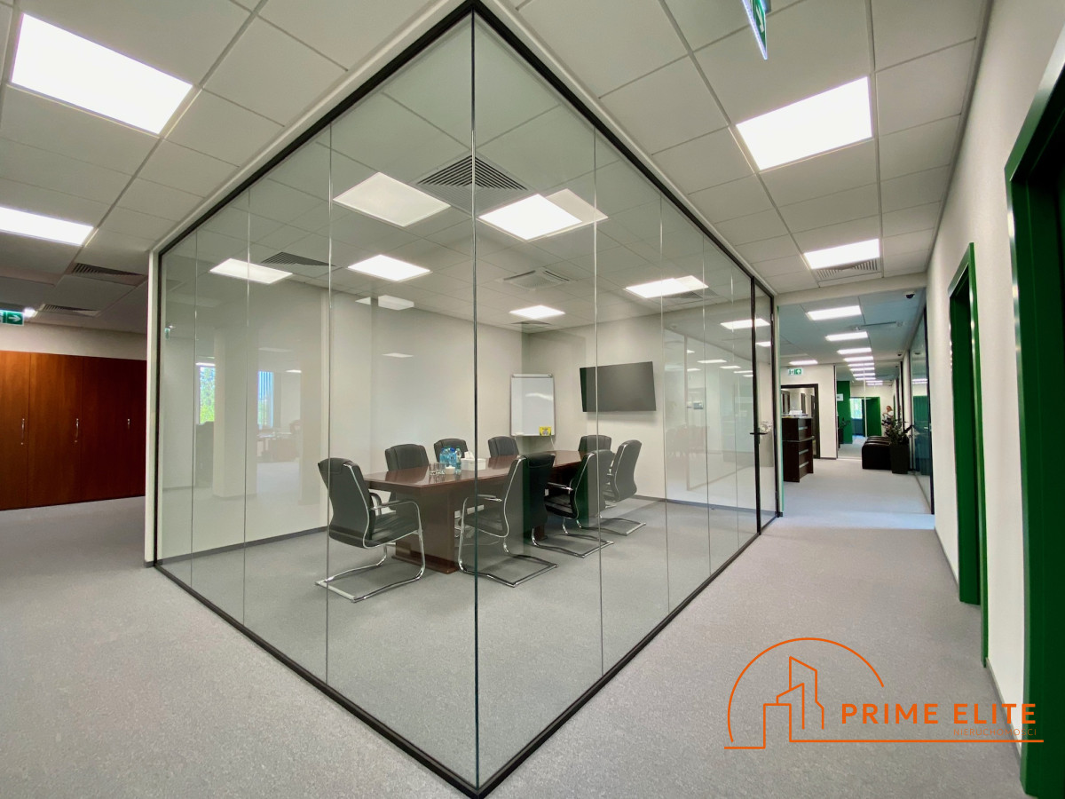 Komercyjny na wynajem