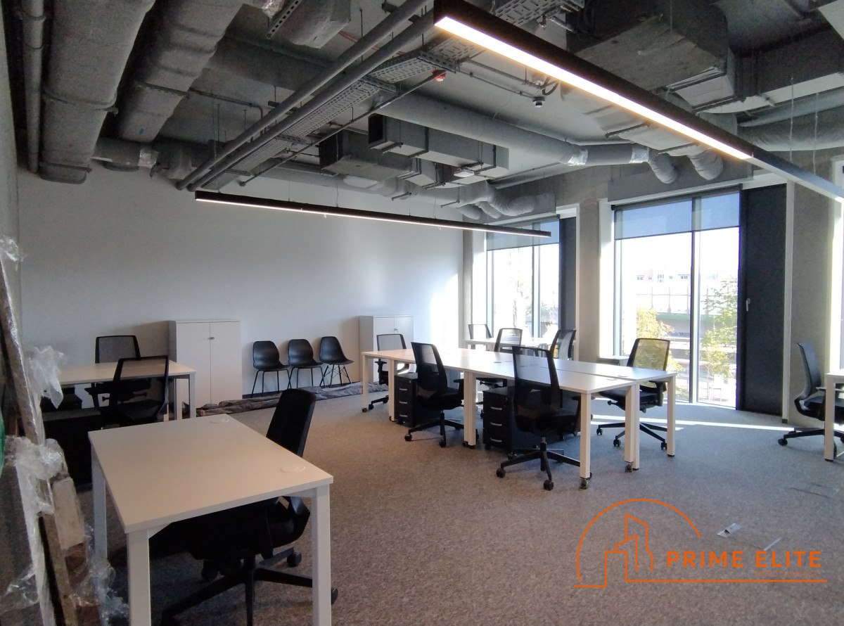 Komercyjny na wynajem