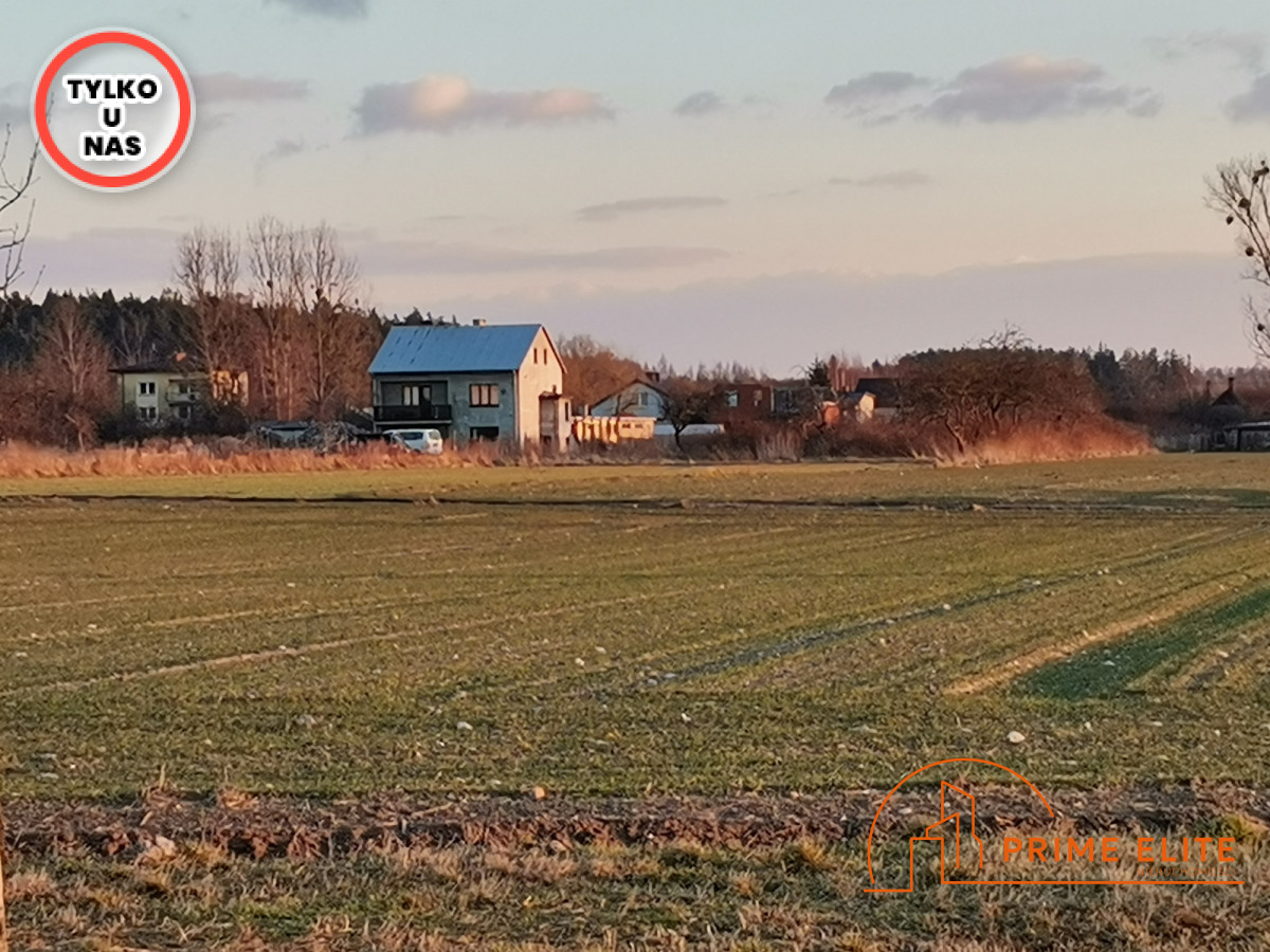 Działka na sprzedaż