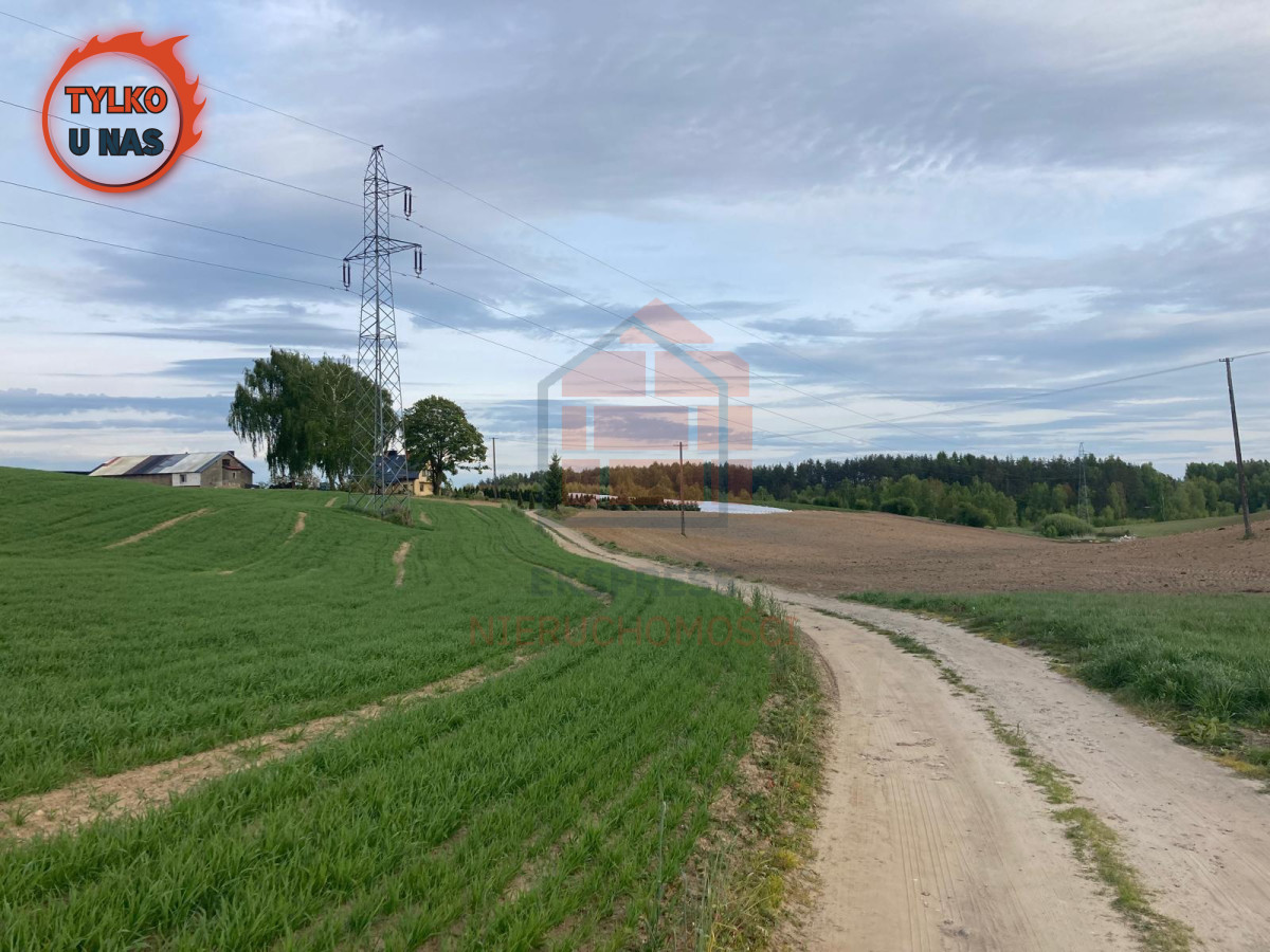 Działka na sprzedaż