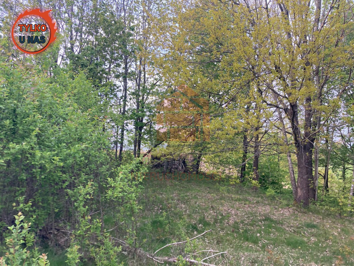 Działka na sprzedaż