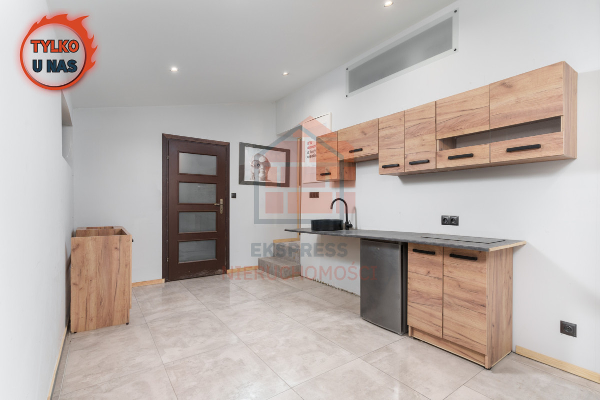 Komercyjny na wynajem