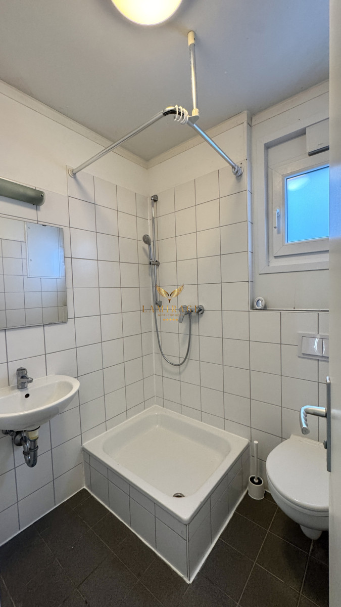 Komercyjny na wynajem