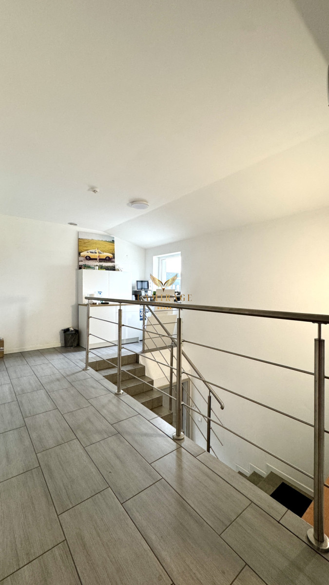 Komercyjny na wynajem