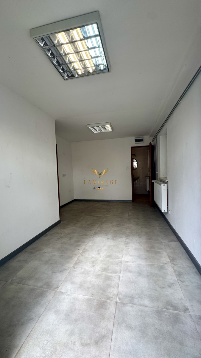 Komercyjny na wynajem