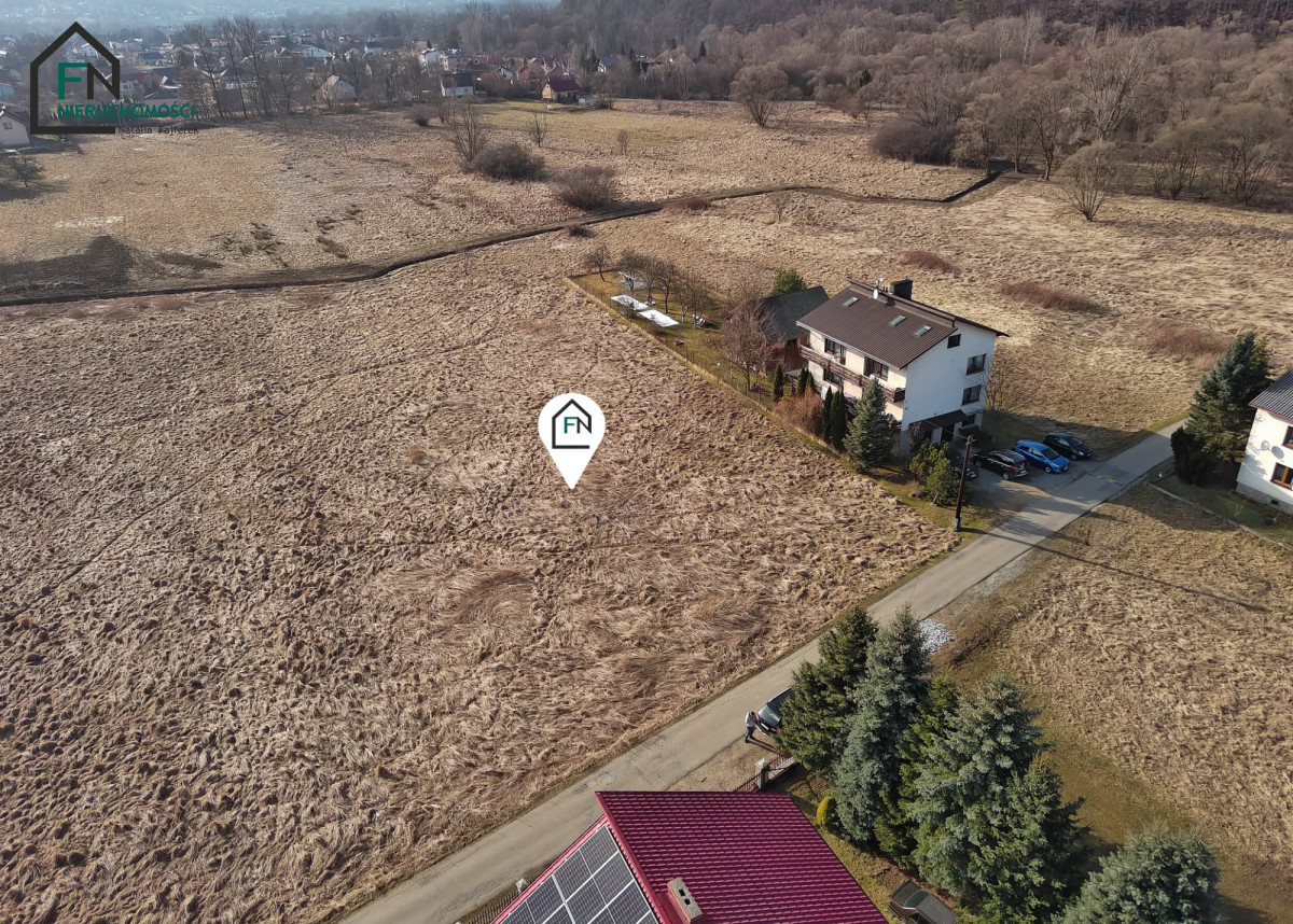 Działka na sprzedaż