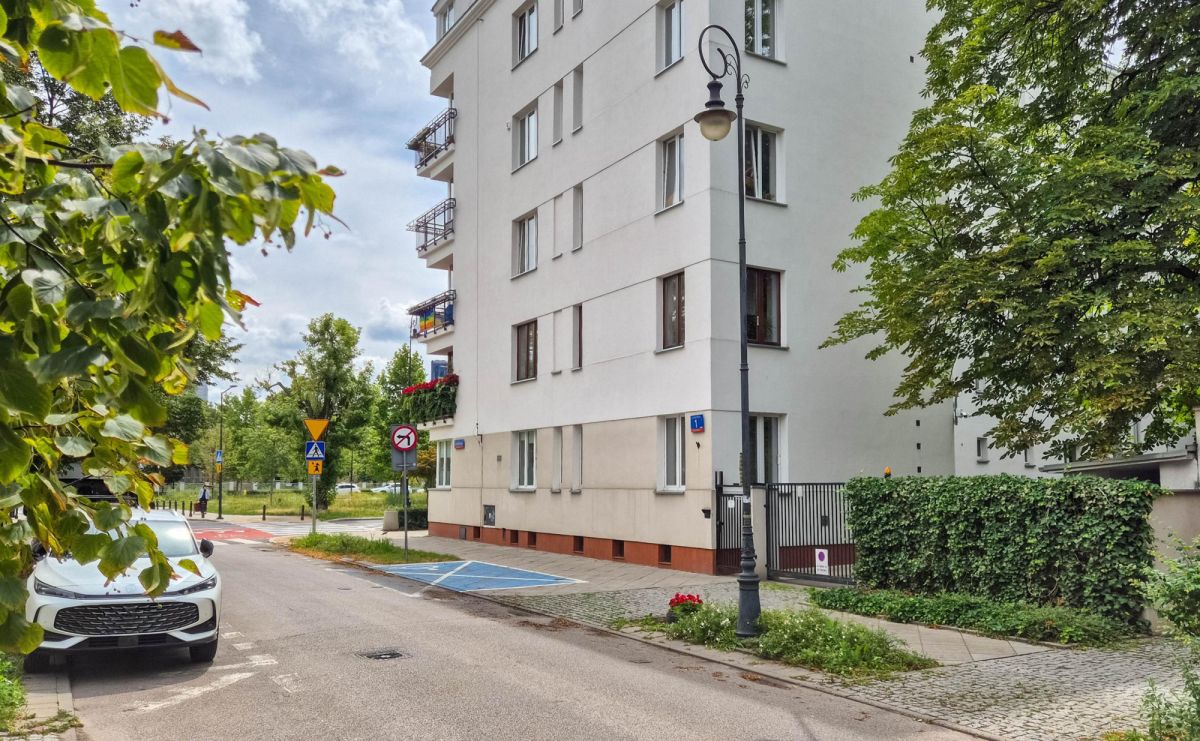 Komercyjny na wynajem