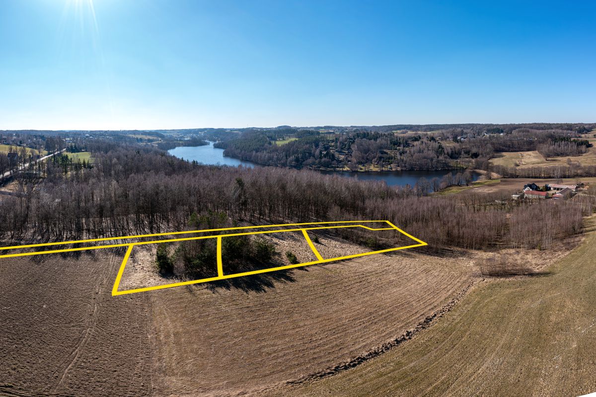 Działka na sprzedaż