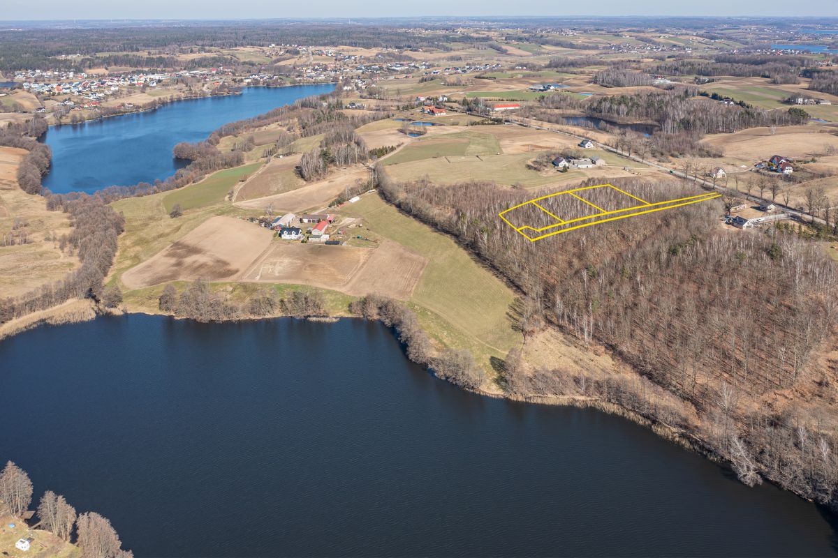 Działka na sprzedaż