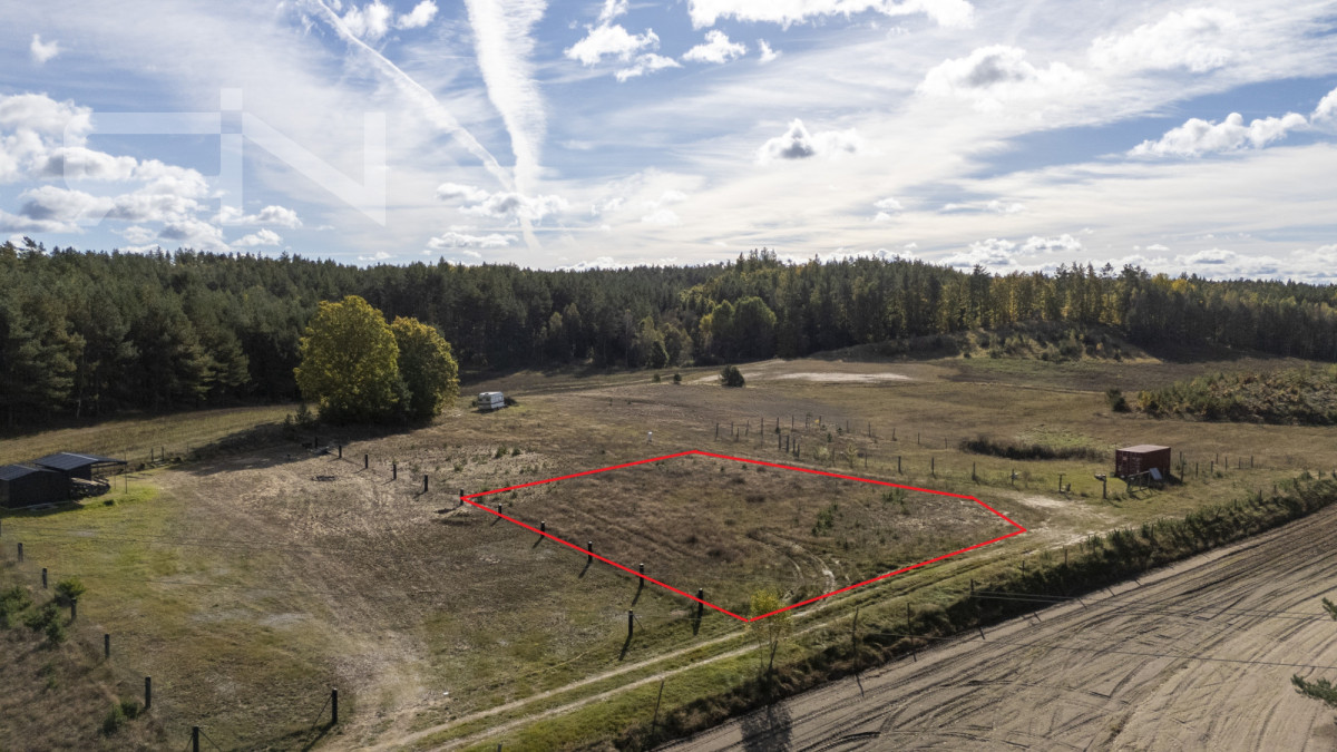 Działka na sprzedaż