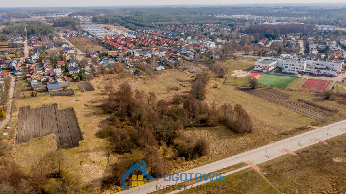 Działka na sprzedaż