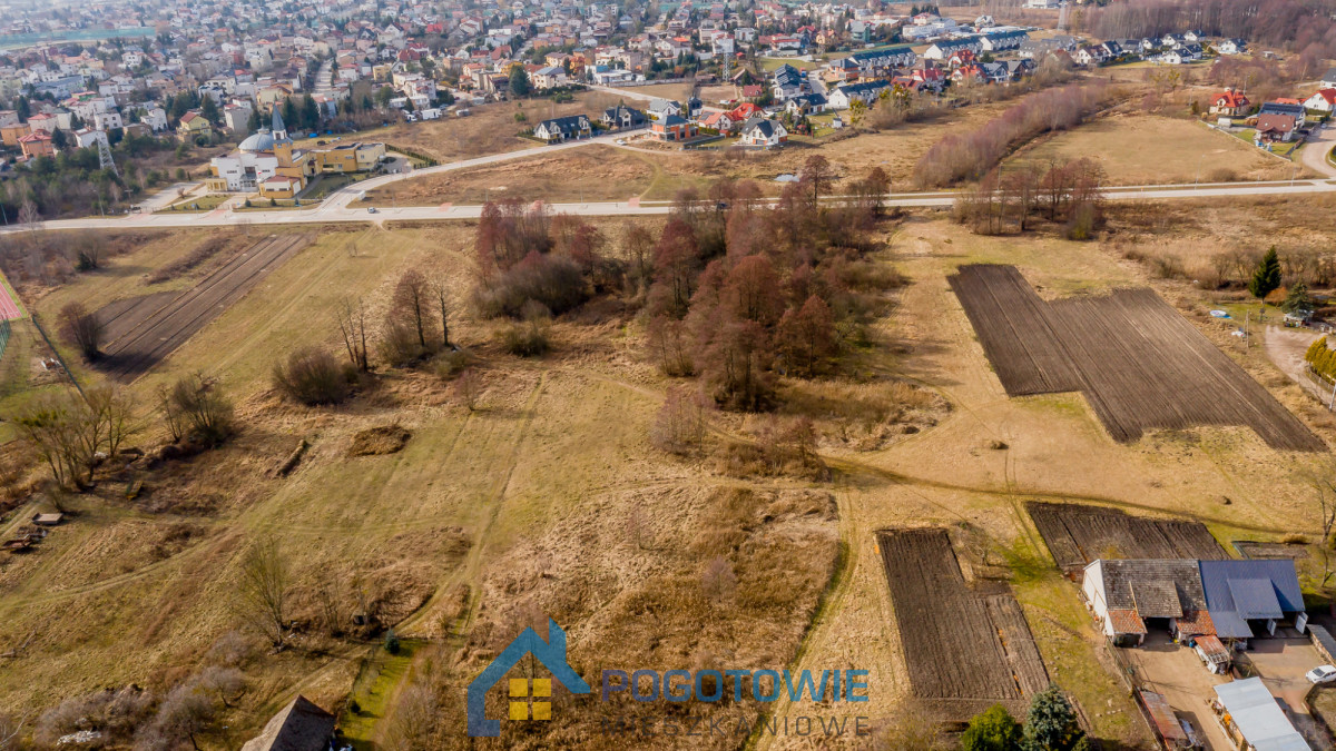 Działka na sprzedaż