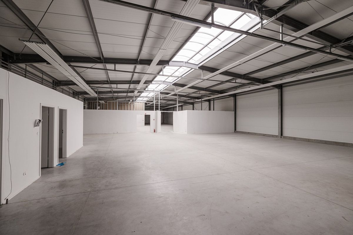 Komercyjny na wynajem