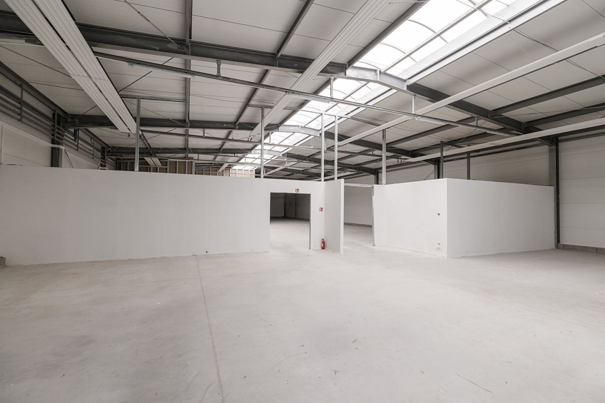 Komercyjny na wynajem