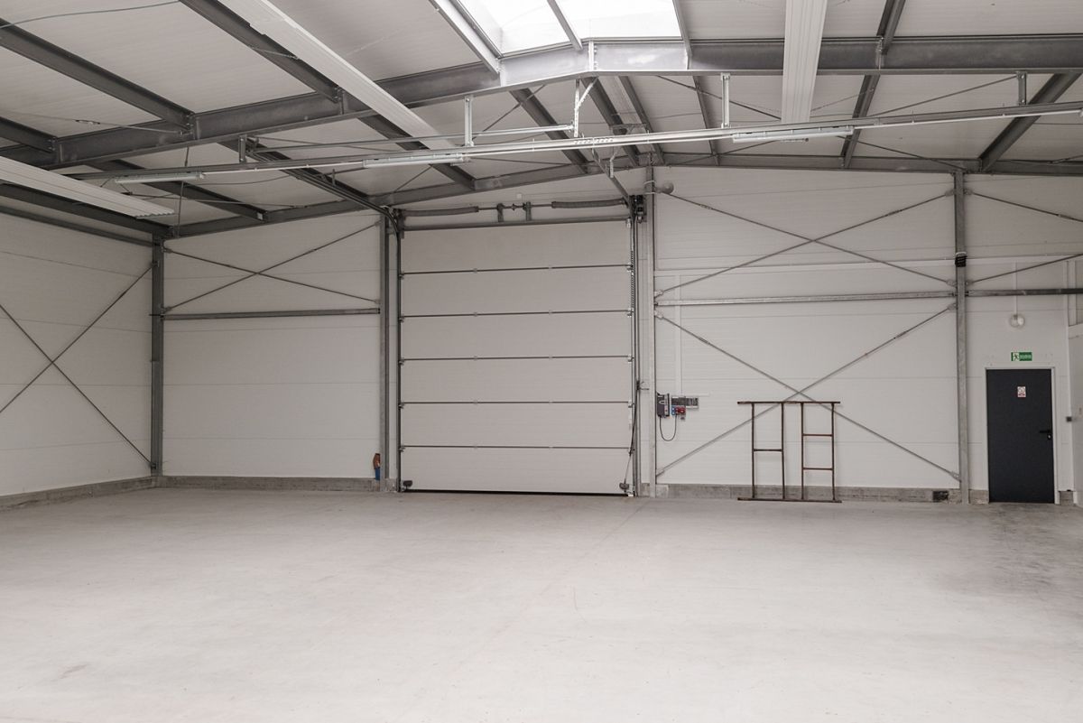 Komercyjny na wynajem