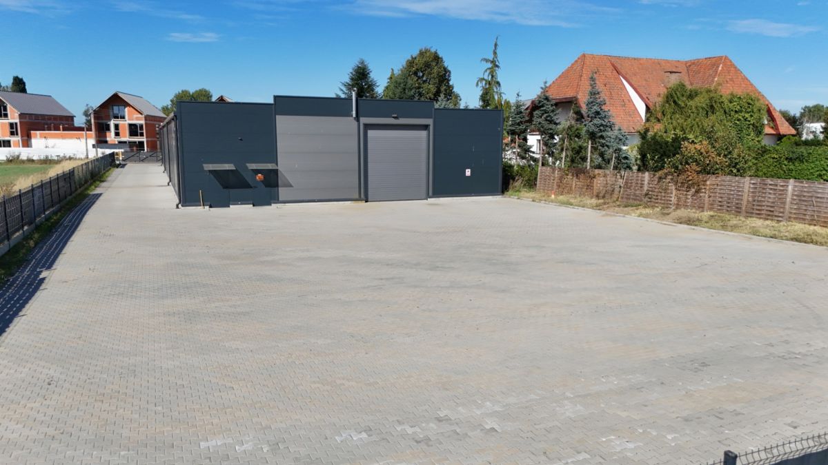 Komercyjny na wynajem