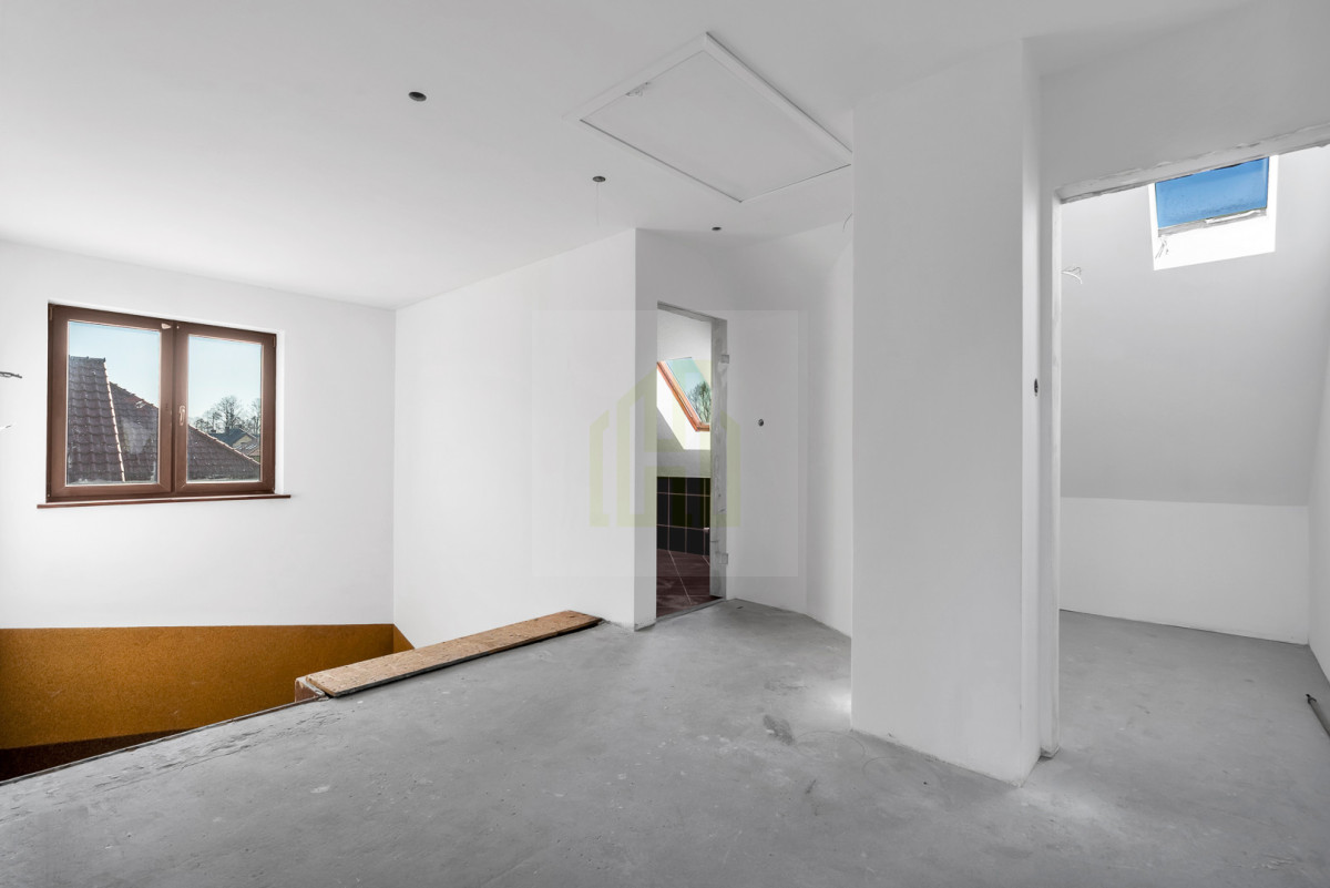 DOM WOLNOSTOJĄCY STANISŁAWOW I