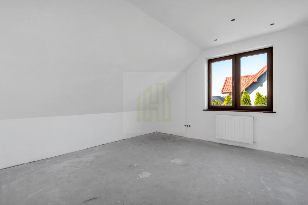 DOM WOLNOSTOJĄCY STANISŁAWOW I