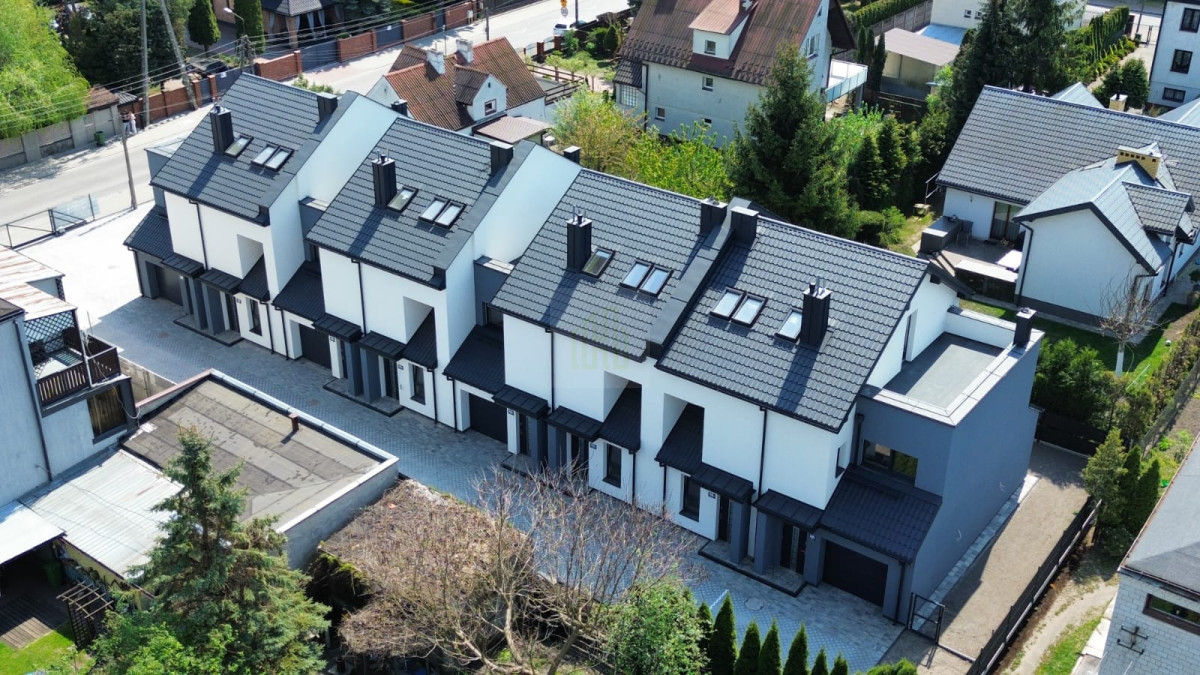 Segment 140m² z tarasem i garażem – Zielonka