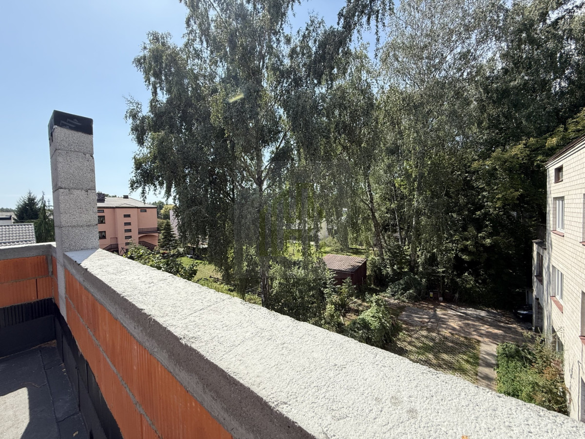 Segment 140m² z tarasem i garażem – Zielonka