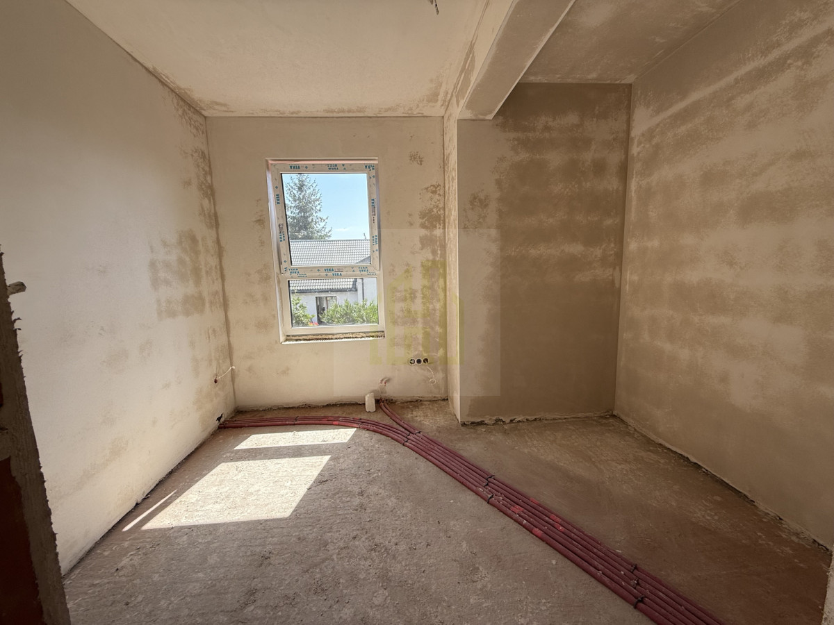 Segment 140m² z tarasem i garażem – Zielonka