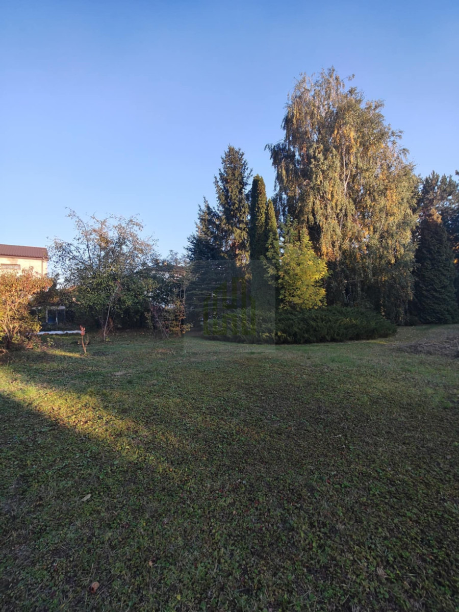 Dom 5 minut do PKP. ok 2000m2 działka