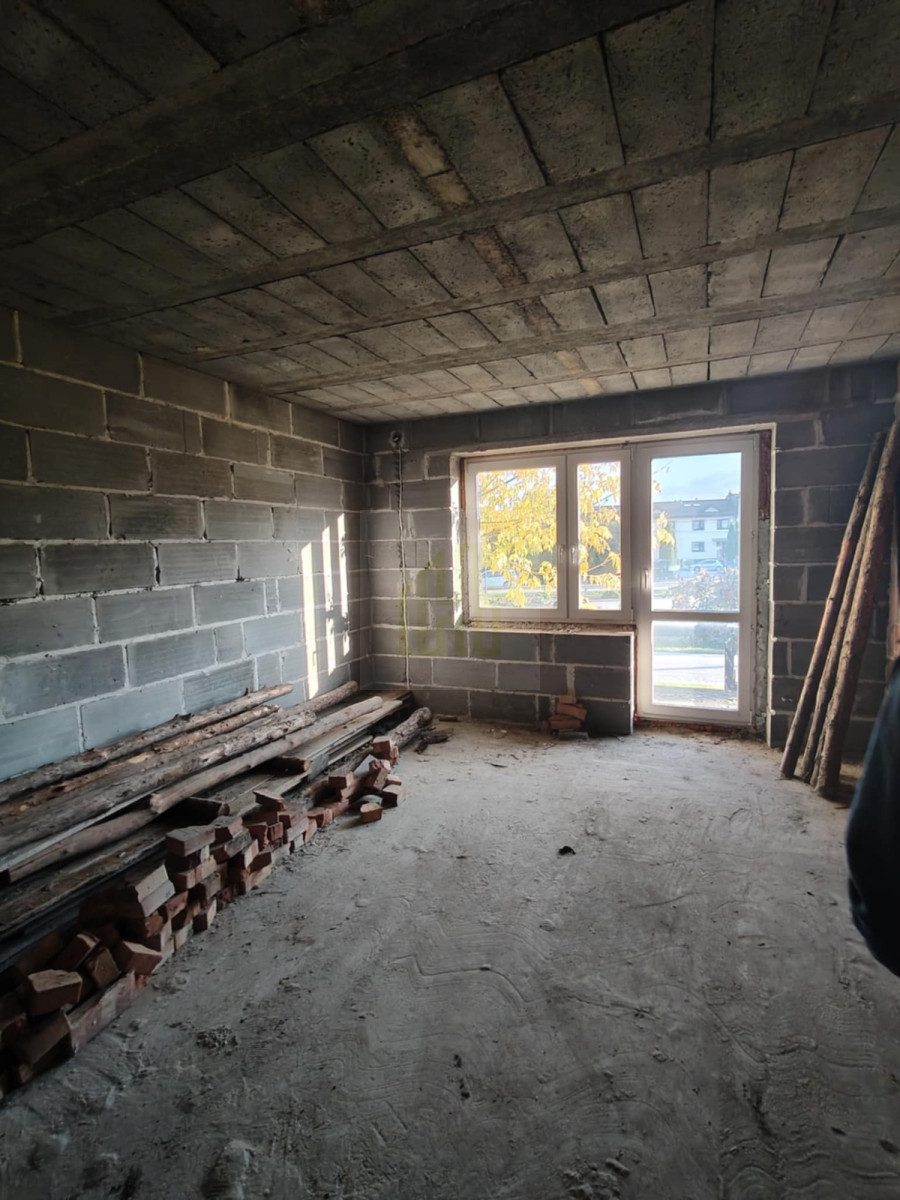 Dom 5 minut do PKP. ok 2000m2 działka