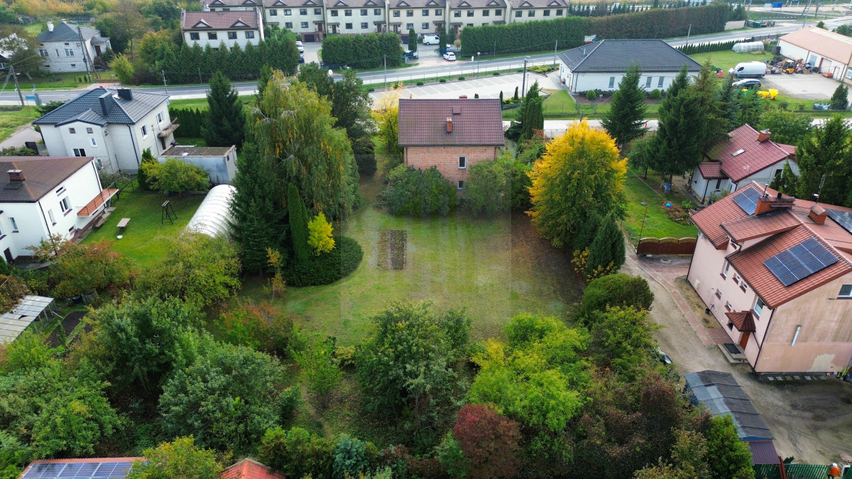 Dom 5 minut do PKP. ok 2000m2 działka