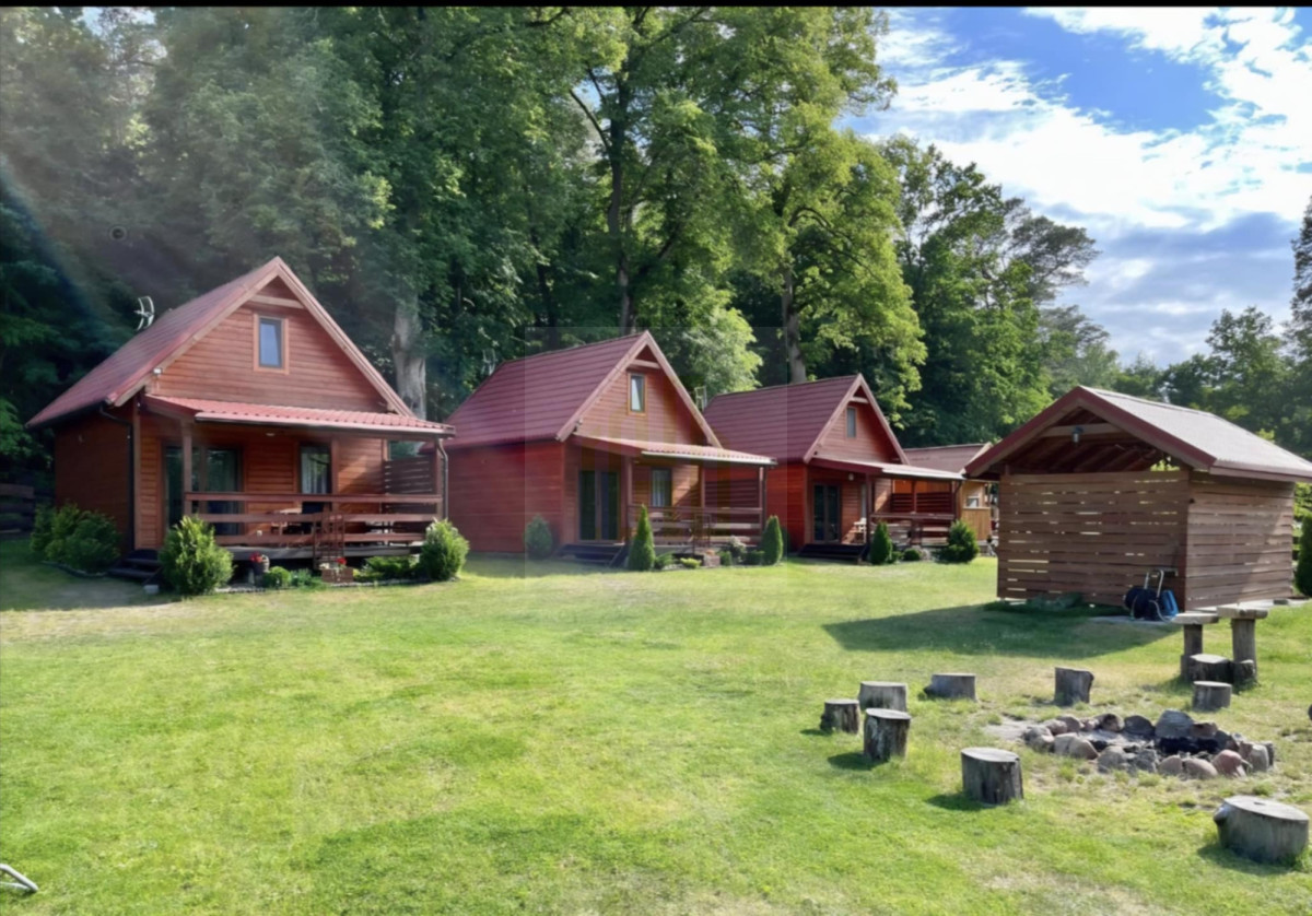 Gotowy Biznes k.Mikołajek – 4 domki całoroczne