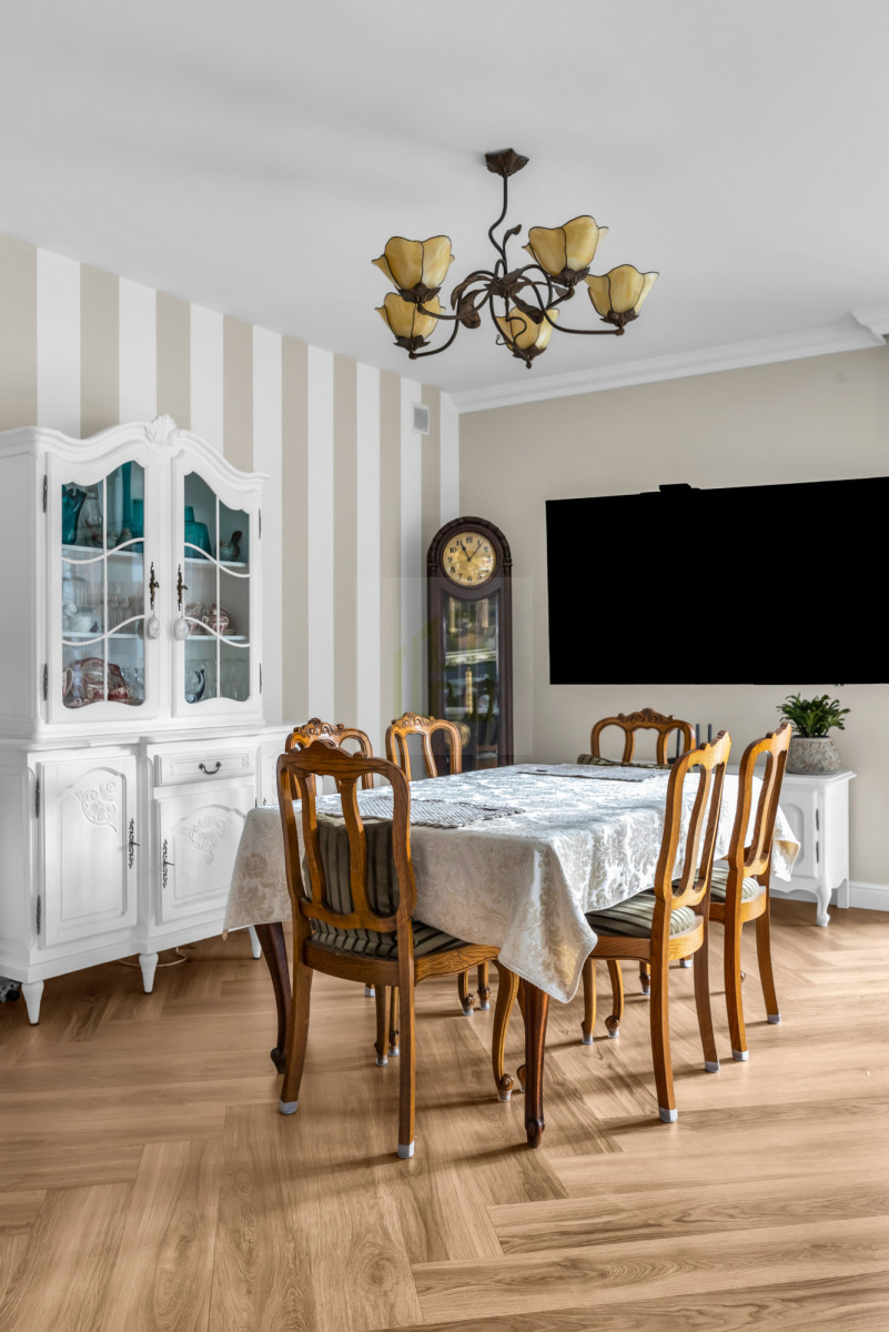 Nowoczesny dom 168,89 m² – cisza, las i przestrzeń