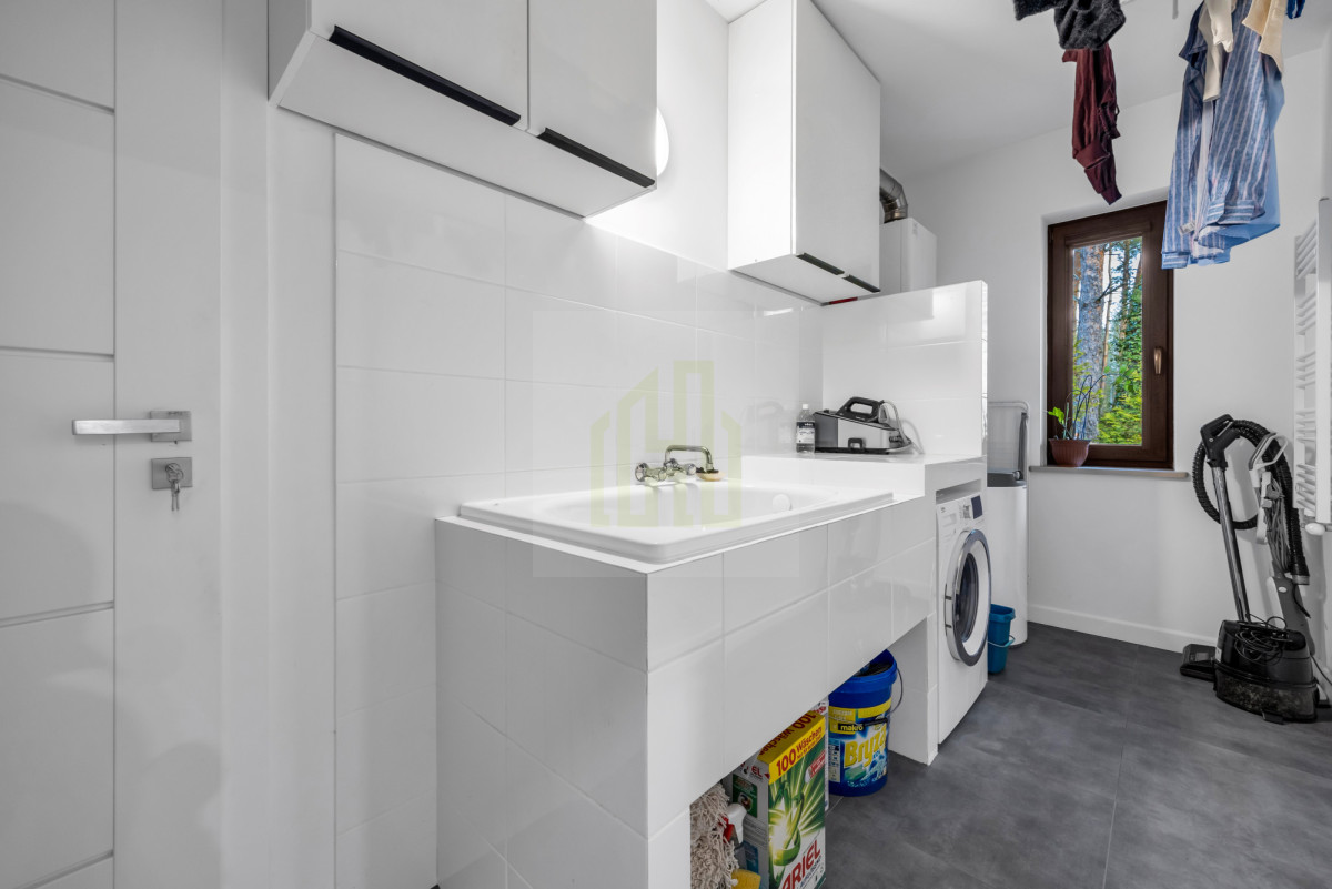 Nowoczesny dom 168,89 m² – cisza, las i przestrzeń