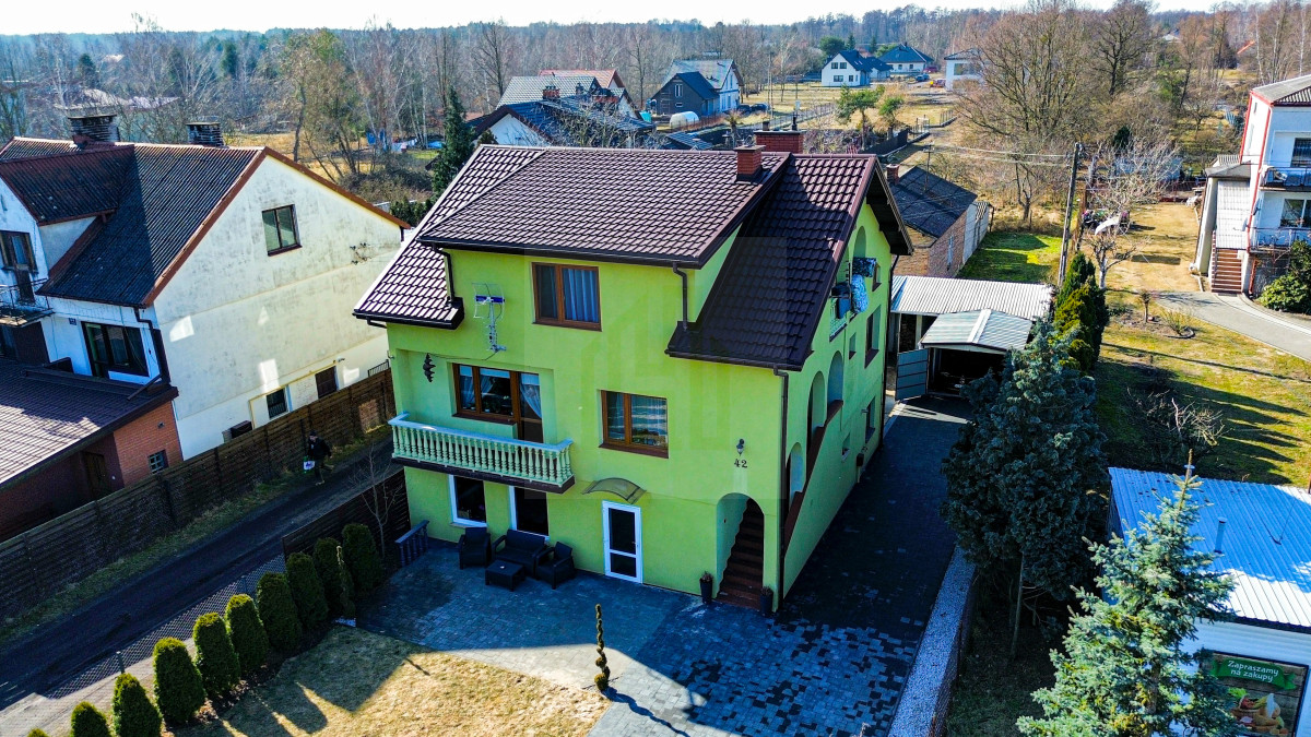 Rodzinny dom ,infrastruktura, blisko szkoła PKP