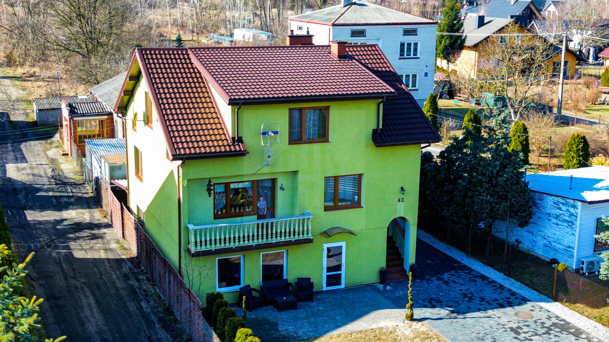 Rodzinny dom ,infrastruktura, blisko szkoła PKP