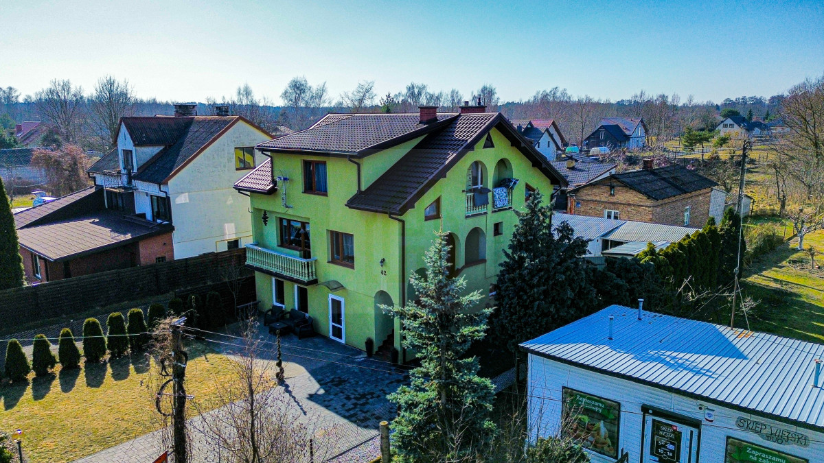 Rodzinny dom ,infrastruktura, blisko szkoła PKP