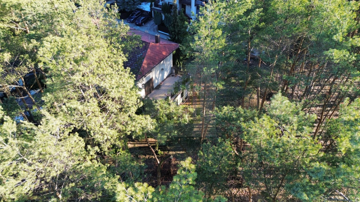 Dom z dużą działką  i szybkim dostępem do Warszawy