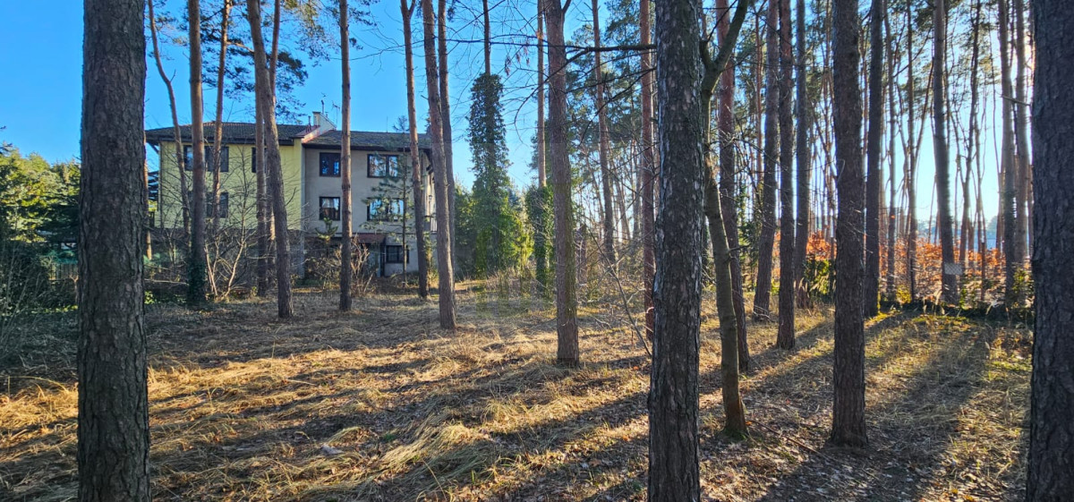 Dom z dużą działką  i szybkim dostępem do Warszawy