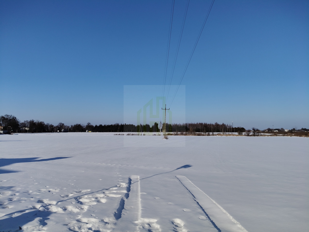 3 działki, media, lokalizacja