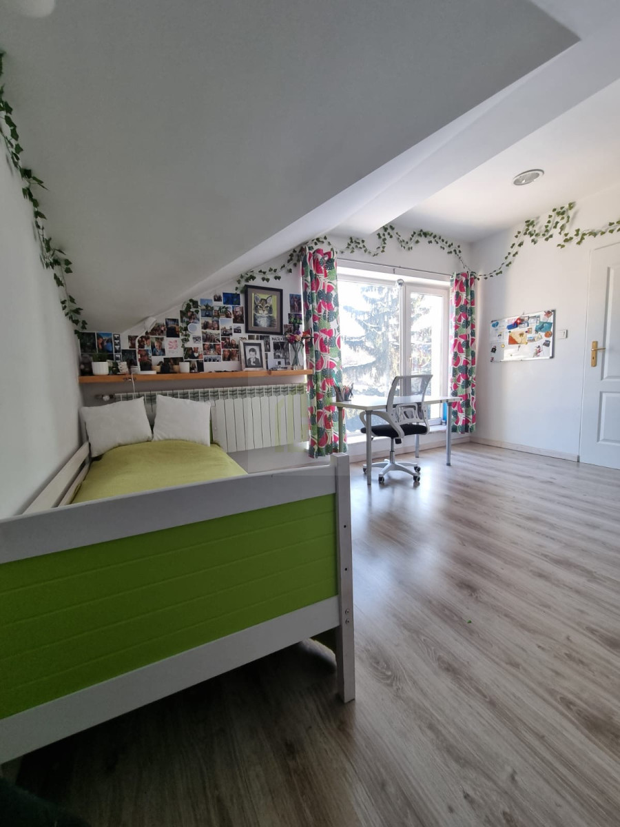 4- pokojowe mieszkanie w domu wolnostojącym