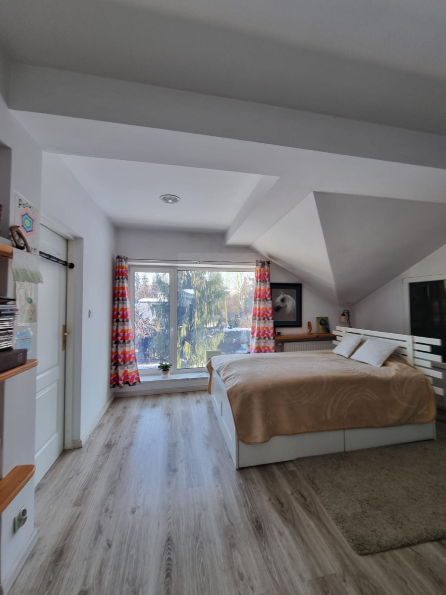 4- pokojowe mieszkanie w domu wolnostojącym