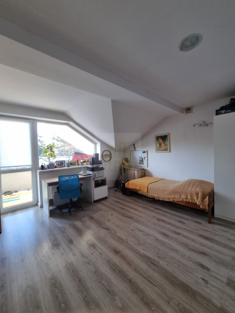 4- pokojowe mieszkanie w domu wolnostojącym