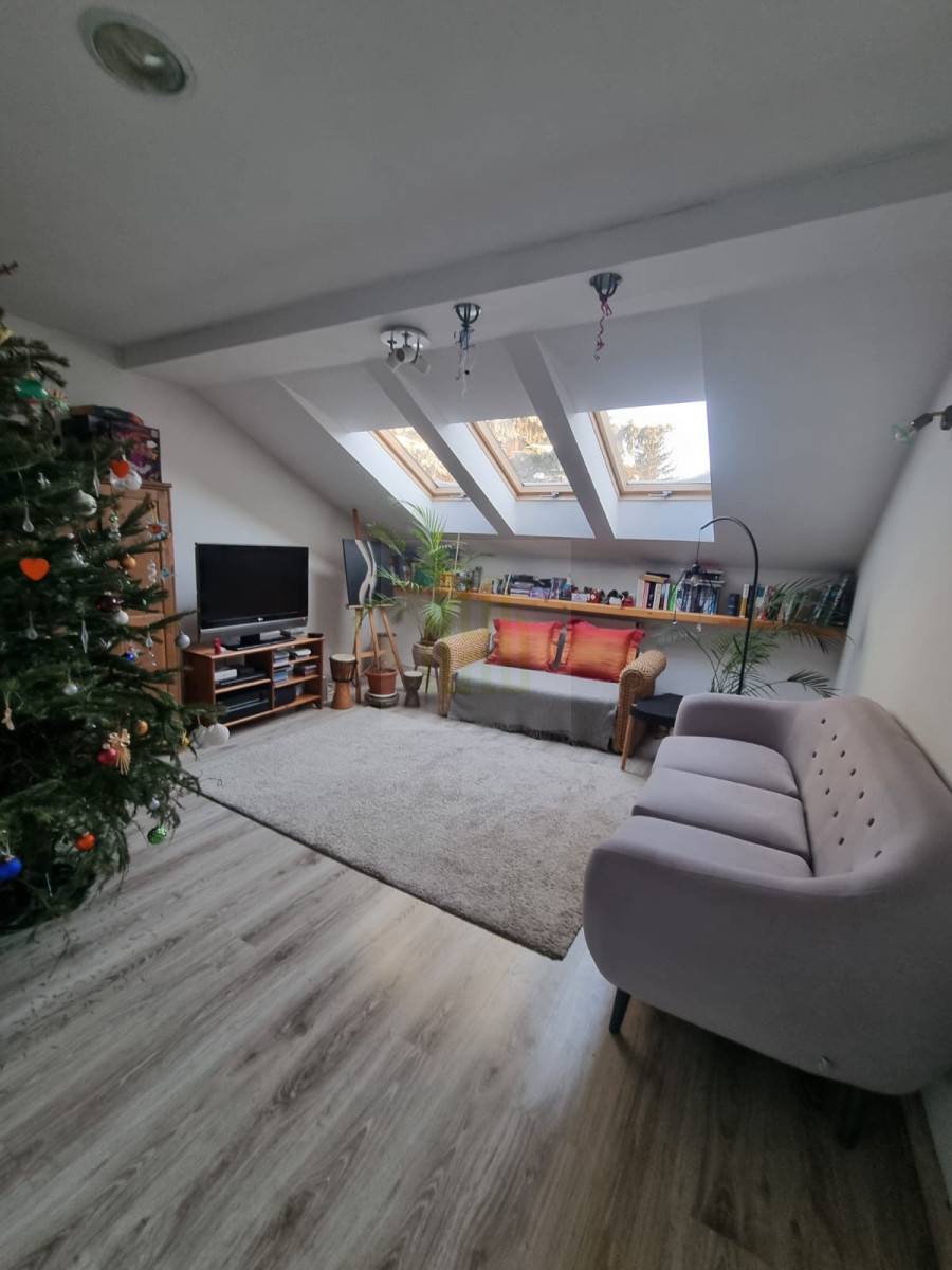 4- pokojowe mieszkanie w domu wolnostojącym