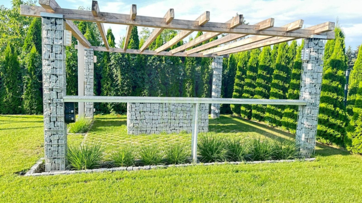 Piękny dom z bajecznym ogrodem w Błoniu