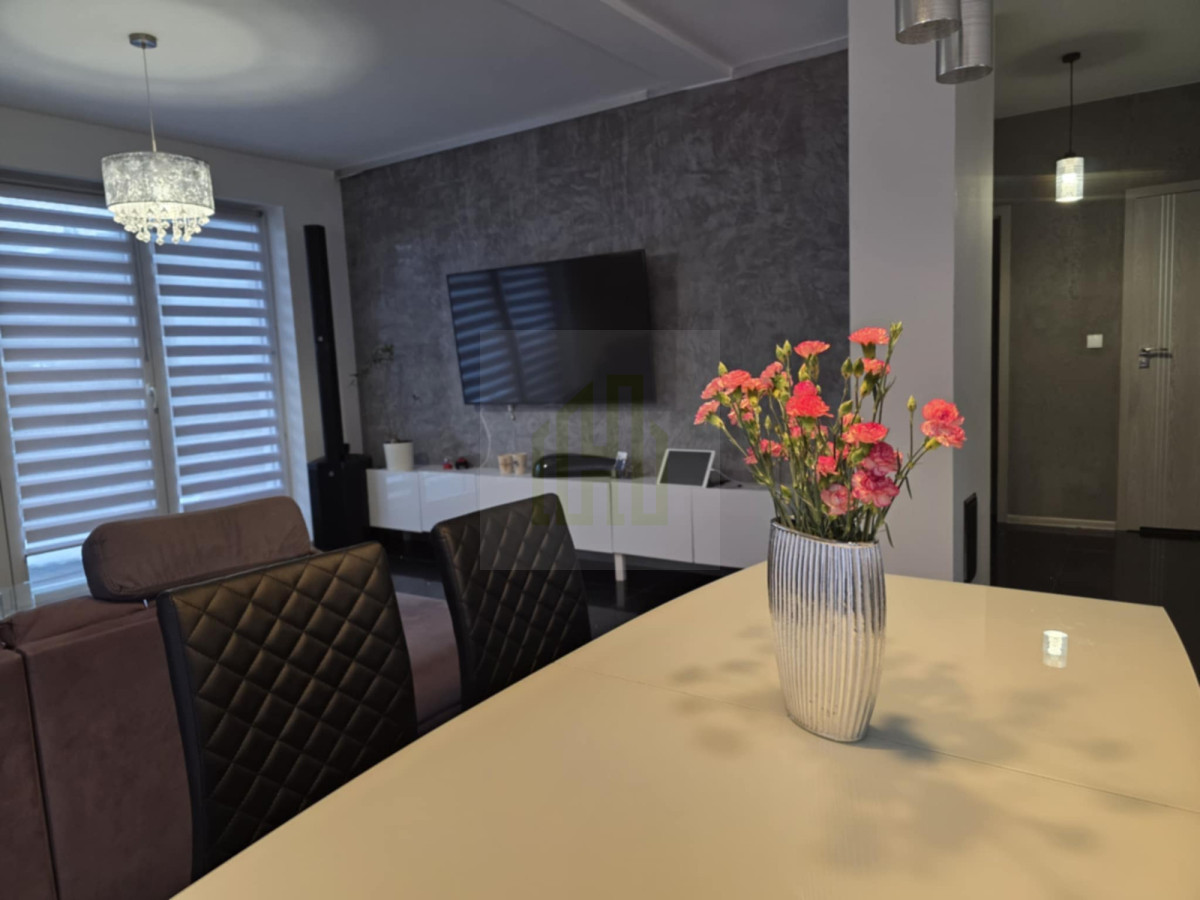 Piękny dom z bajecznym ogrodem w Błoniu