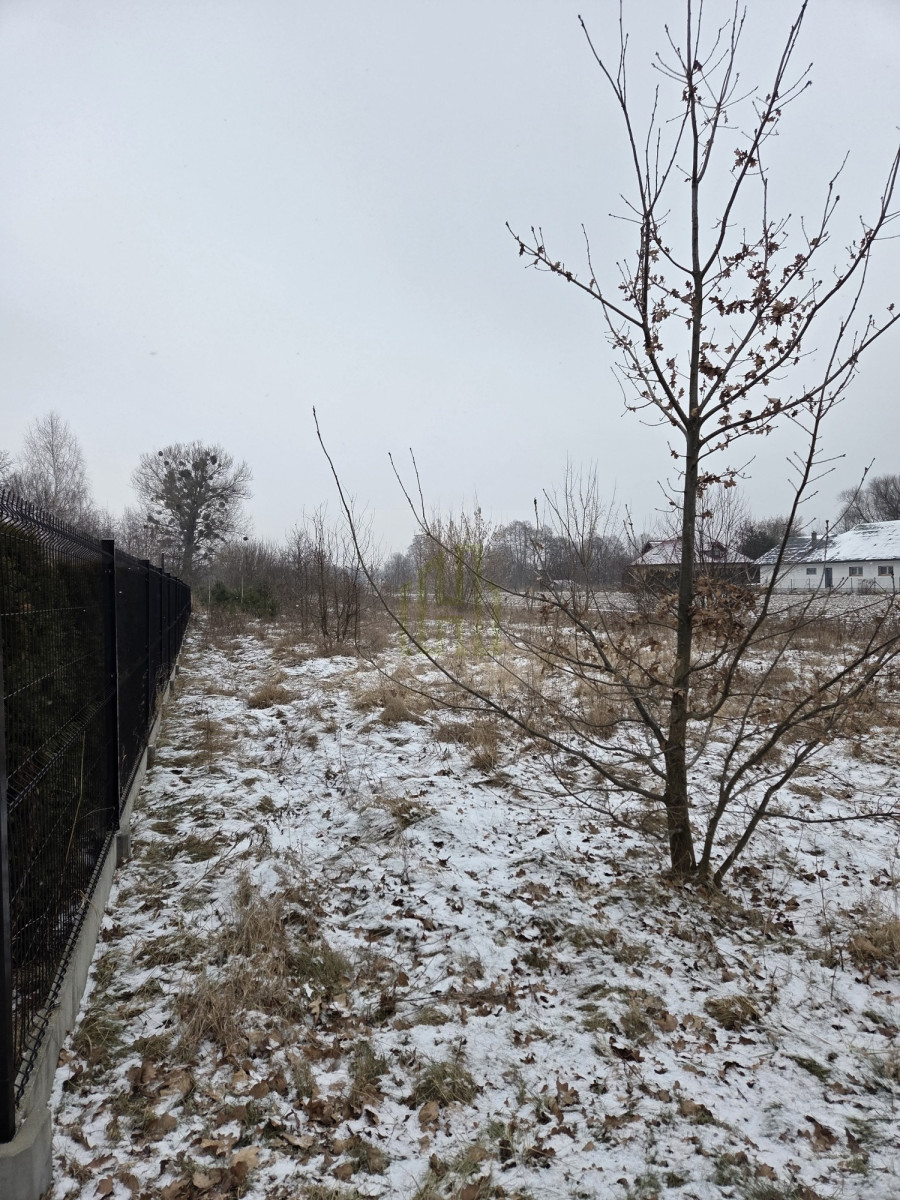 Działka budowlano-usługowa