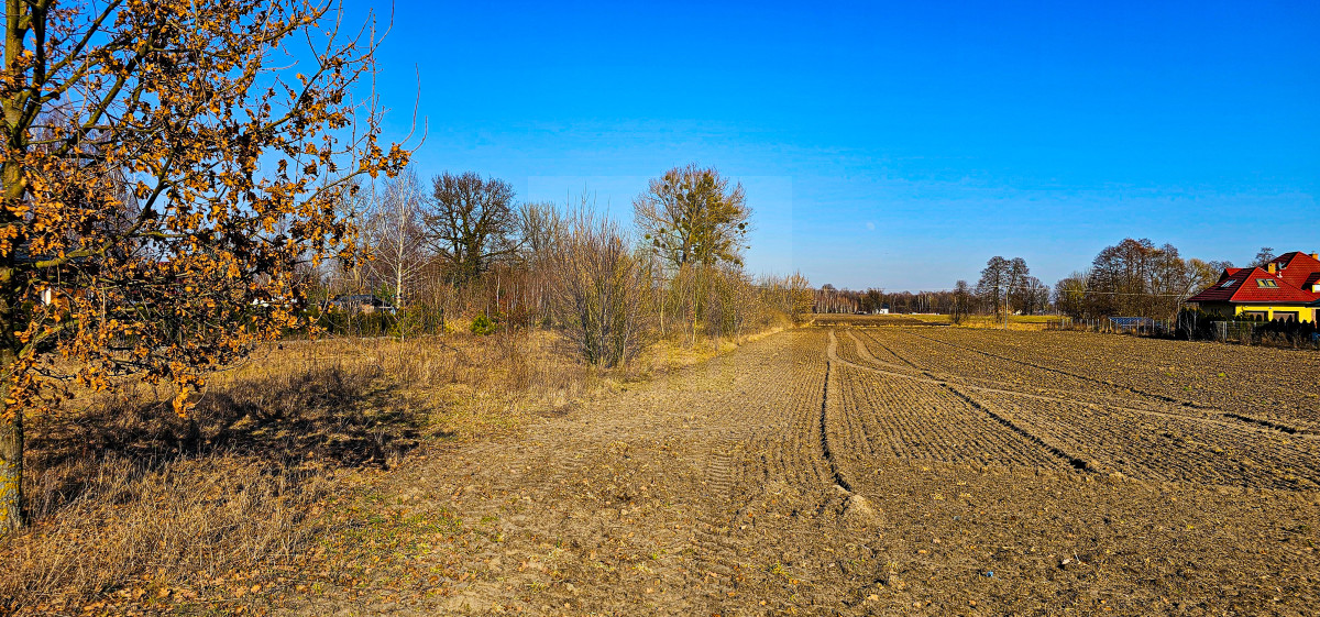 Działka budowlano-usługowa