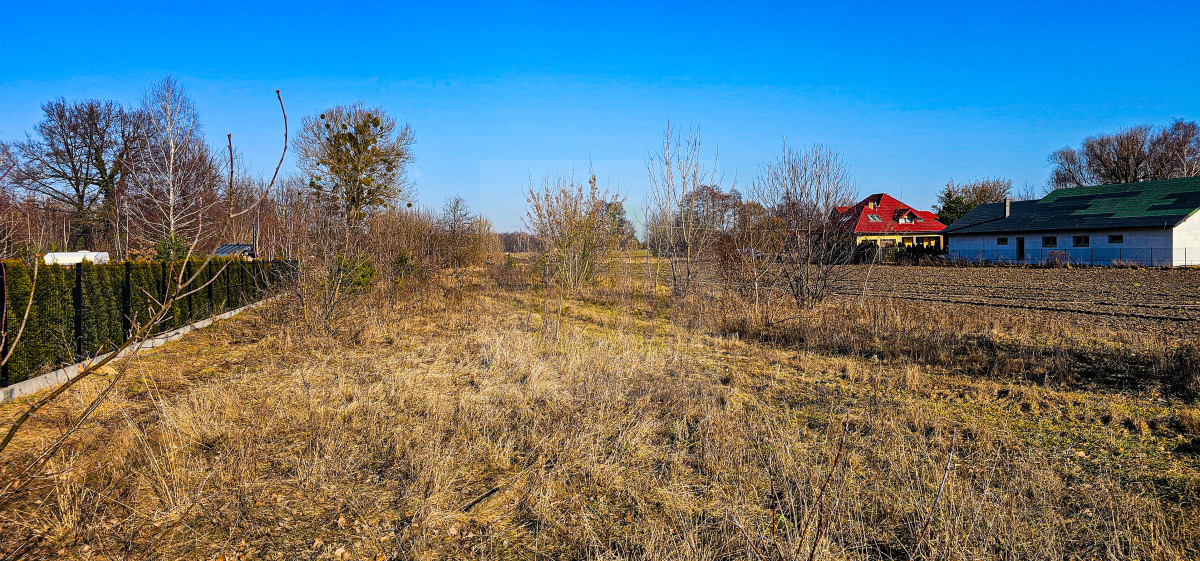 Działka budowlano-usługowa
